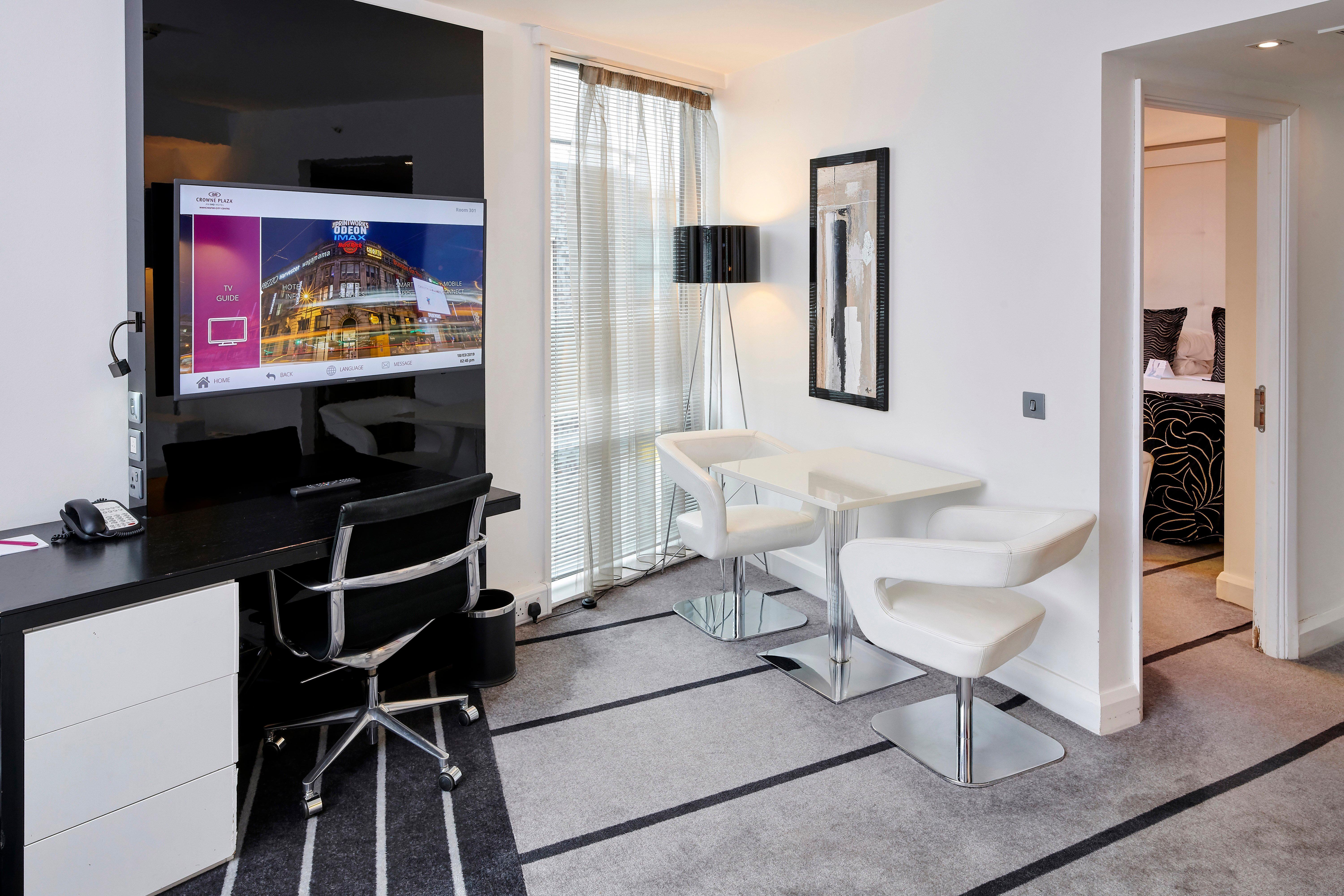 Отель Crowne Plaza Centre By Ihg 4*