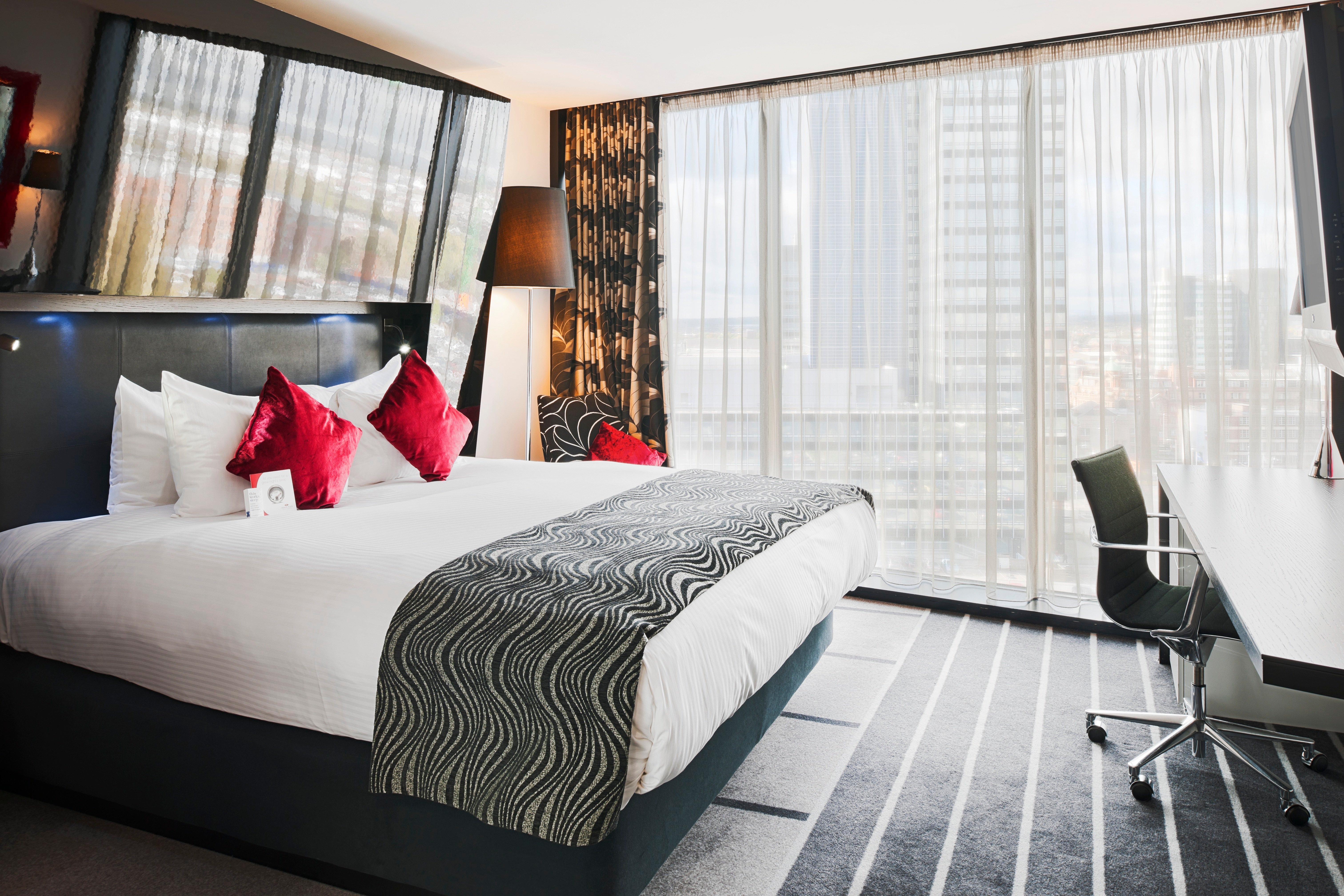 Отель Crowne Plaza Centre By Ihg