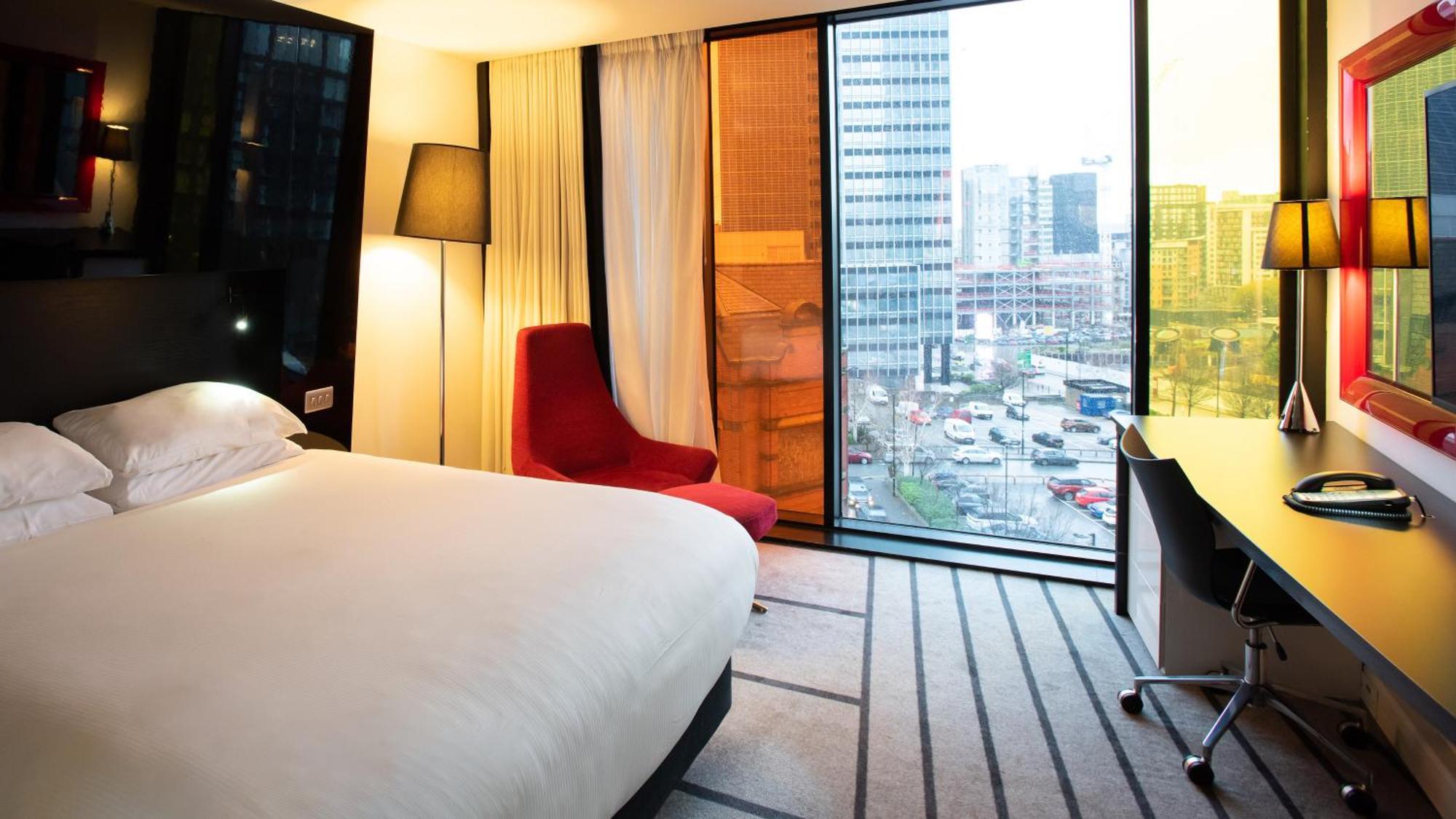 Crowne Plaza Centre By Ihg Отель
